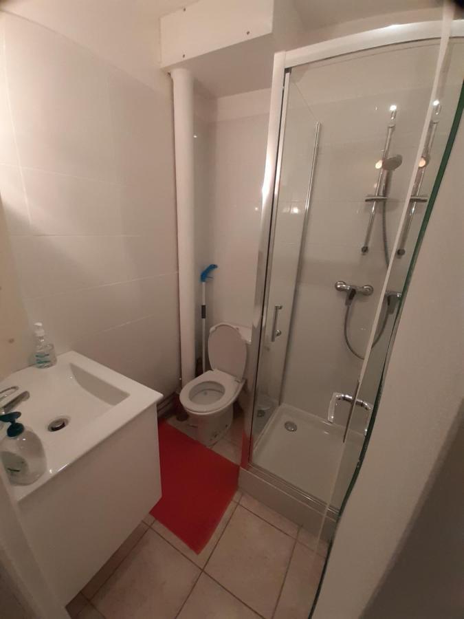 Appartement Aad1 Clamart 200 M Du Tramway T6 St Pave Blc Avec Cuisine Separee Eksteriør bilde